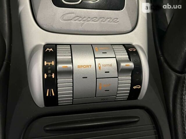 Порше Каен, объемом двигателя 4.8 л и пробегом 93 тыс. км за 15900 $, фото 9 на Automoto.ua