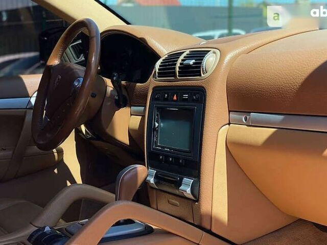 Порше Каен, объемом двигателя 0 л и пробегом 136 тыс. км за 14900 $, фото 13 на Automoto.ua