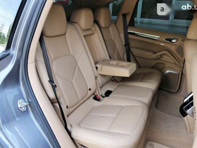 Порше Каен, объемом двигателя 3 л и пробегом 220 тыс. км за 26500 $, фото 8 на Automoto.ua