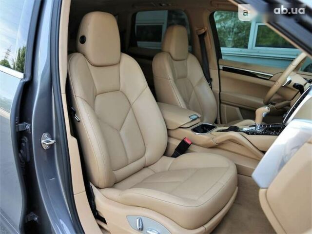Порше Каен, объемом двигателя 3 л и пробегом 220 тыс. км за 26500 $, фото 9 на Automoto.ua