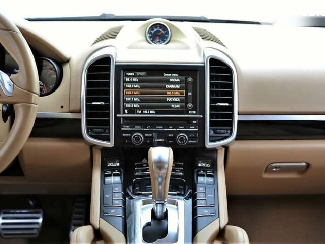Порше Каен, объемом двигателя 3 л и пробегом 220 тыс. км за 26500 $, фото 15 на Automoto.ua