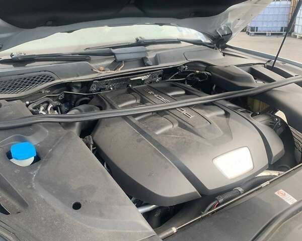 Порше Каен, объемом двигателя 3 л и пробегом 211 тыс. км за 28200 $, фото 13 на Automoto.ua