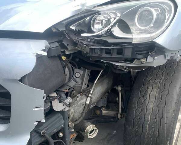 Порше Каен, объемом двигателя 3 л и пробегом 211 тыс. км за 28200 $, фото 7 на Automoto.ua