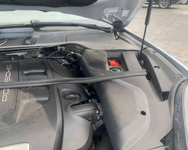Порше Каен, объемом двигателя 3 л и пробегом 211 тыс. км за 28200 $, фото 14 на Automoto.ua