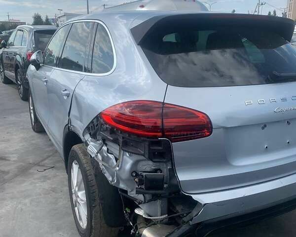 Порше Каен, объемом двигателя 3 л и пробегом 211 тыс. км за 28200 $, фото 4 на Automoto.ua