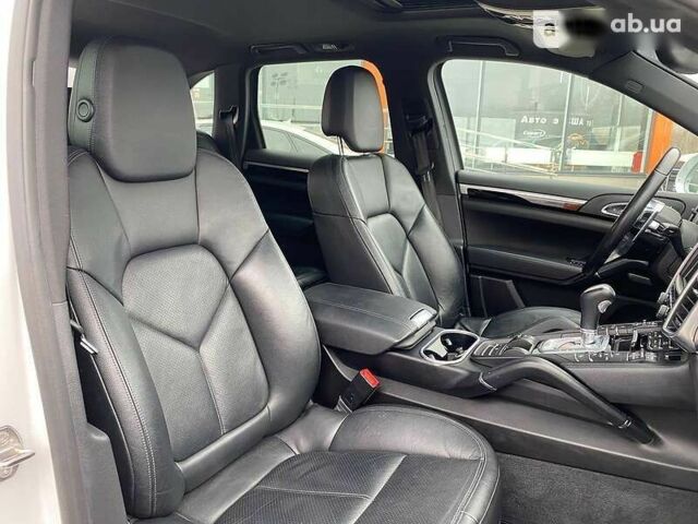 Порше Каен, объемом двигателя 3.6 л и пробегом 58 тыс. км за 36000 $, фото 29 на Automoto.ua