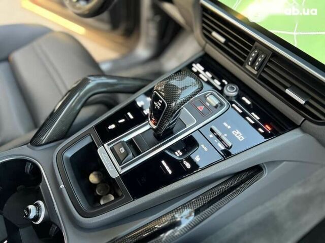 Порше Каен, объемом двигателя 3 л и пробегом 81 тыс. км за 77999 $, фото 28 на Automoto.ua