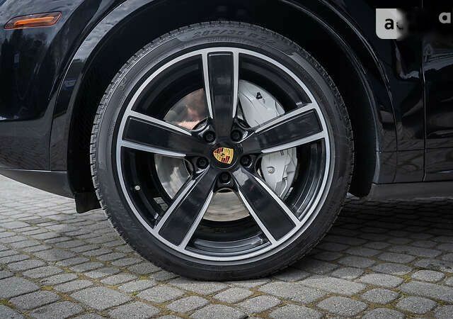 Порше Каен, объемом двигателя 4 л и пробегом 48 тыс. км за 131000 $, фото 10 на Automoto.ua