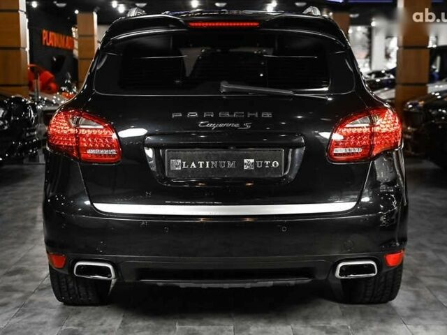 Порше Cayenne, об'ємом двигуна 4.25 л та пробігом 229 тис. км за 18500 $, фото 8 на Automoto.ua