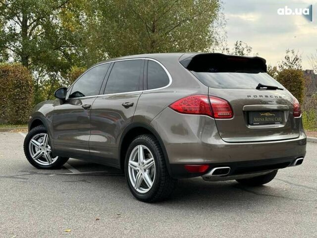 Порше Каен, объемом двигателя 4.8 л и пробегом 180 тыс. км за 18500 $, фото 6 на Automoto.ua