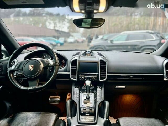 Порше Каен, объемом двигателя 4.8 л и пробегом 240 тыс. км за 17500 $, фото 15 на Automoto.ua