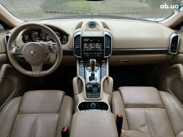 Порше Каен, объемом двигателя 3 л и пробегом 131 тыс. км за 25500 $, фото 26 на Automoto.ua