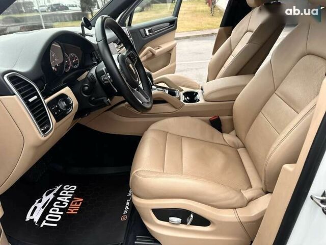 Порше Каен, объемом двигателя 3 л и пробегом 110 тыс. км за 51500 $, фото 26 на Automoto.ua