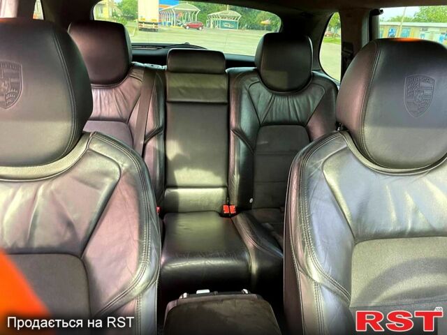 Порше Каен, объемом двигателя 4.5 л и пробегом 290 тыс. км за 9000 $, фото 7 на Automoto.ua