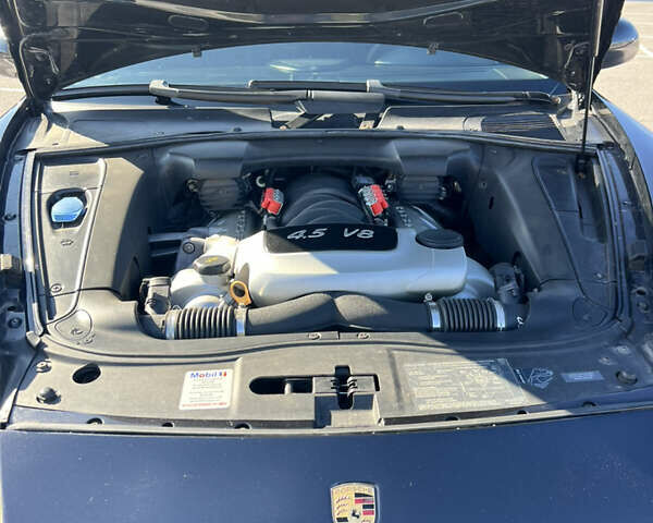 Порше Каен, объемом двигателя 4.5 л и пробегом 255 тыс. км за 8500 $, фото 2 на Automoto.ua