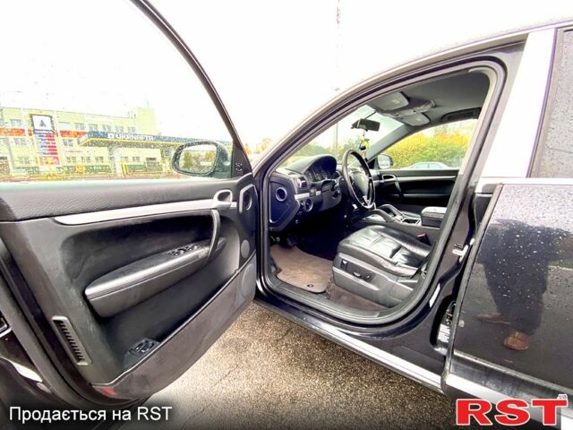 Порше Каен, объемом двигателя 3.2 л и пробегом 415 тыс. км за 7500 $, фото 7 на Automoto.ua