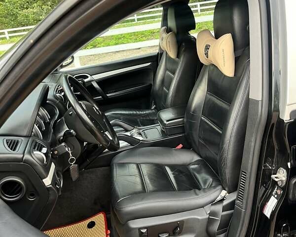 Порше Каен, объемом двигателя 4.5 л и пробегом 297 тыс. км за 9500 $, фото 16 на Automoto.ua