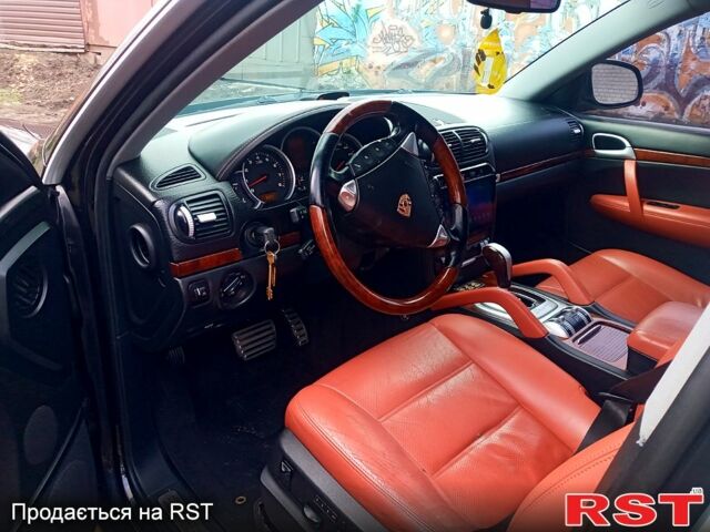 Порше Каен, объемом двигателя 45 л и пробегом 211 тыс. км за 8100 $, фото 7 на Automoto.ua