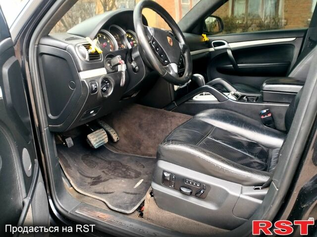 Порше Cayenne, об'ємом двигуна 4.5 л та пробігом 209 тис. км за 9500 $, фото 5 на Automoto.ua