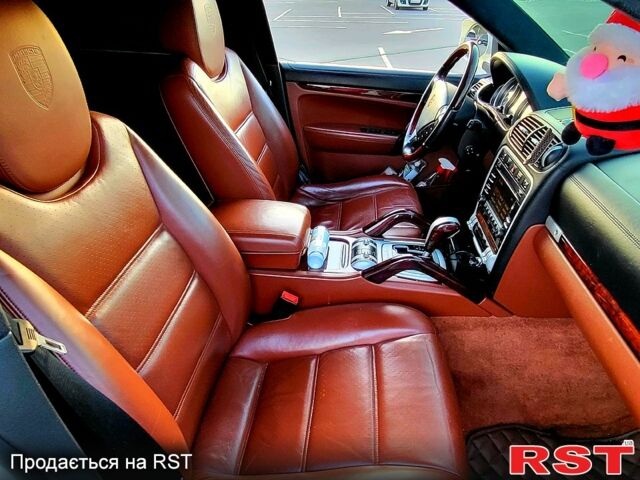 Порше Каен, объемом двигателя 4.8 л и пробегом 146 тыс. км за 12500 $, фото 4 на Automoto.ua