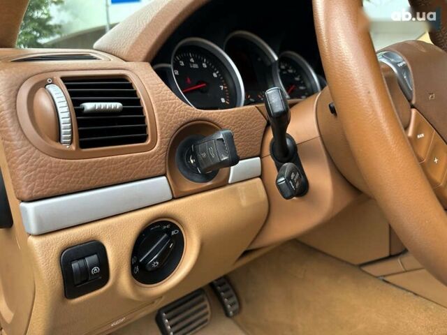 Порше Каен, объемом двигателя 4.8 л и пробегом 110 тыс. км за 13900 $, фото 15 на Automoto.ua