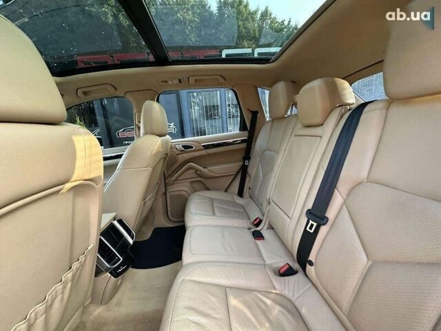 Порше Cayenne, об'ємом двигуна 3 л та пробігом 201 тис. км за 23900 $, фото 28 на Automoto.ua