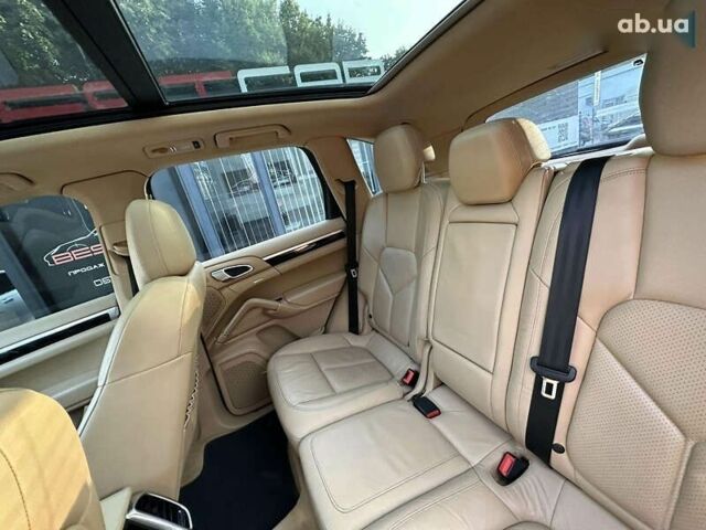 Порше Cayenne, об'ємом двигуна 3 л та пробігом 201 тис. км за 24900 $, фото 29 на Automoto.ua