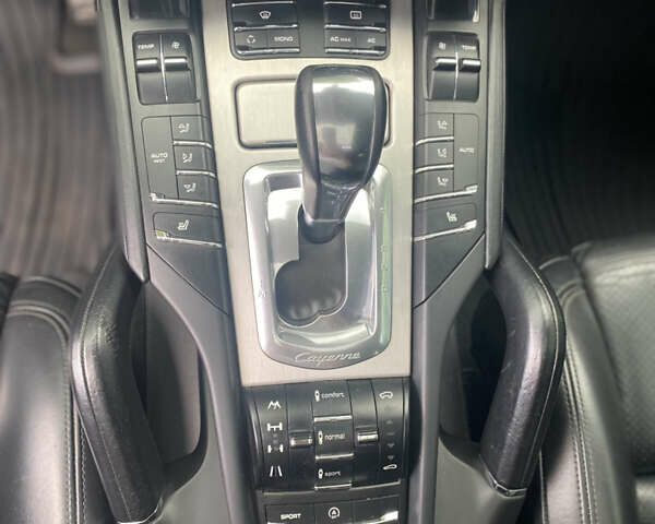 Порше Cayenne, об'ємом двигуна 0 л та пробігом 230 тис. км за 17900 $, фото 46 на Automoto.ua