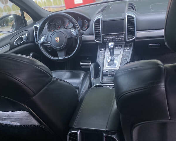 Порше Cayenne, об'ємом двигуна 0 л та пробігом 230 тис. км за 17900 $, фото 21 на Automoto.ua
