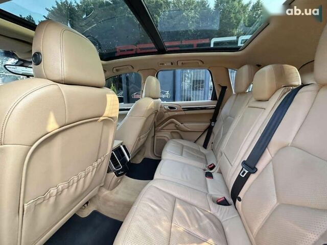 Порше Cayenne, об'ємом двигуна 3 л та пробігом 201 тис. км за 23900 $, фото 27 на Automoto.ua