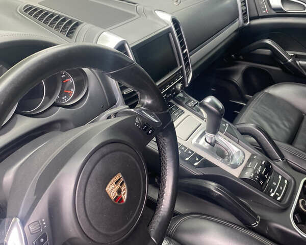 Порше Cayenne, об'ємом двигуна 0 л та пробігом 230 тис. км за 17900 $, фото 24 на Automoto.ua