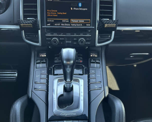 Порше Каен, объемом двигателя 4.8 л и пробегом 155 тыс. км за 18400 $, фото 12 на Automoto.ua