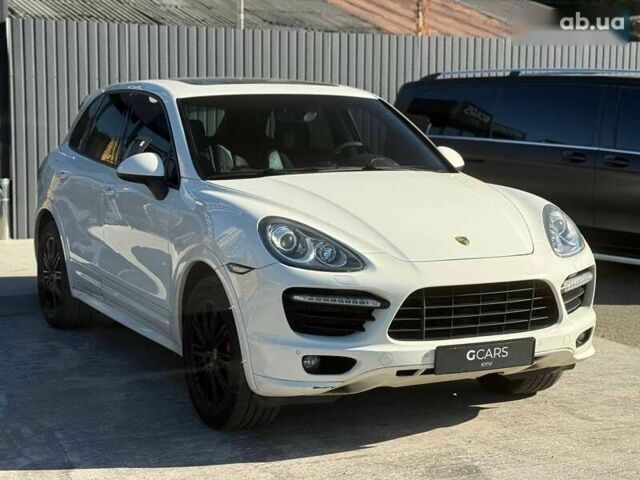 Порше Каен, объемом двигателя 4.8 л и пробегом 187 тыс. км за 13900 $, фото 2 на Automoto.ua