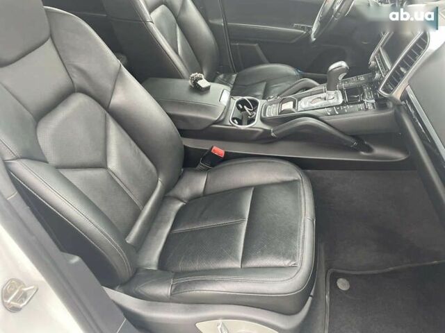 Порше Каен, объемом двигателя 0 л и пробегом 201 тыс. км за 19900 $, фото 10 на Automoto.ua