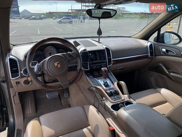 Порше Каен, объемом двигателя 4.8 л и пробегом 255 тыс. км за 17500 $, фото 13 на Automoto.ua