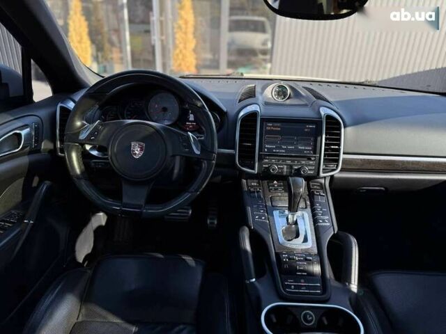 Порше Каен, объемом двигателя 4.8 л и пробегом 187 тыс. км за 13900 $, фото 14 на Automoto.ua
