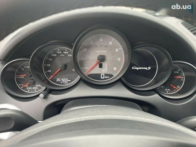 Порше Каен, объемом двигателя 0 л и пробегом 201 тыс. км за 19900 $, фото 13 на Automoto.ua