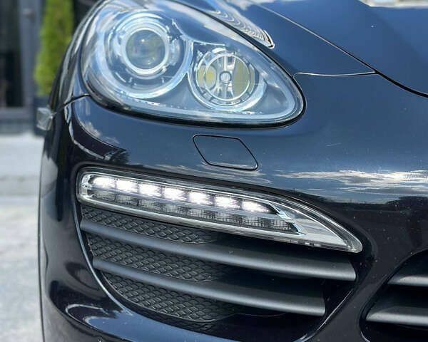 Порше Cayenne, об'ємом двигуна 4.8 л та пробігом 225 тис. км за 14500 $, фото 7 на Automoto.ua