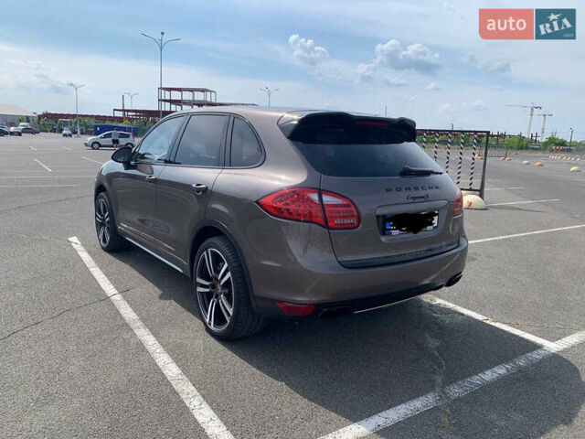 Порше Каен, объемом двигателя 4.8 л и пробегом 255 тыс. км за 17500 $, фото 6 на Automoto.ua