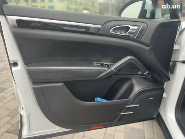 Порше Cayenne, об'ємом двигуна 0 л та пробігом 201 тис. км за 16499 $, фото 6 на Automoto.ua