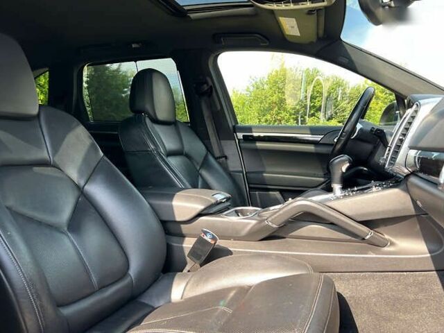 Порше Cayenne, об'ємом двигуна 4.8 л та пробігом 147 тис. км за 17800 $, фото 23 на Automoto.ua
