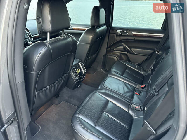 Порше Каен, объемом двигателя 4.81 л и пробегом 81 тыс. км за 29000 $, фото 8 на Automoto.ua