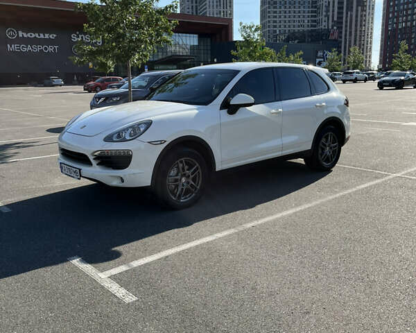 Порше Каен, объемом двигателя 4.8 л и пробегом 155 тыс. км за 18400 $, фото 5 на Automoto.ua