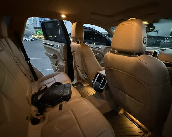 Порше Каен, объемом двигателя 3.6 л и пробегом 270 тыс. км за 18500 $, фото 40 на Automoto.ua