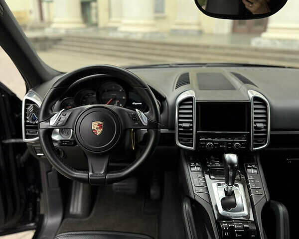 Порше Cayenne, об'ємом двигуна 3 л та пробігом 333 тис. км за 21500 $, фото 16 на Automoto.ua