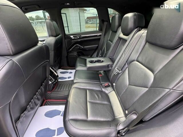 Порше Cayenne, об'ємом двигуна 0 л та пробігом 151 тис. км за 17990 $, фото 29 на Automoto.ua