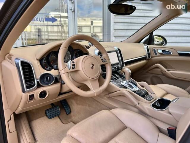 Порше Каен, объемом двигателя 0 л и пробегом 126 тыс. км за 17500 $, фото 20 на Automoto.ua