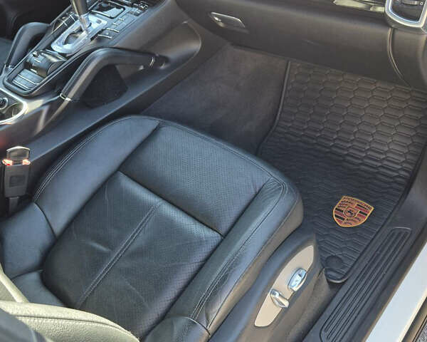 Порше Cayenne, об'ємом двигуна 3.6 л та пробігом 131 тис. км за 18800 $, фото 8 на Automoto.ua