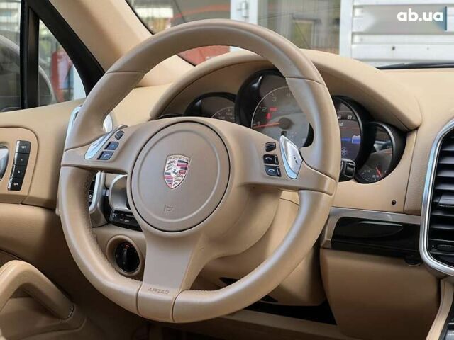 Порше Cayenne, об'ємом двигуна 0 л та пробігом 126 тис. км за 16500 $, фото 11 на Automoto.ua