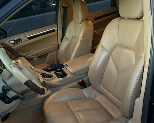 Порше Каен, объемом двигателя 3.6 л и пробегом 270 тыс. км за 18500 $, фото 31 на Automoto.ua